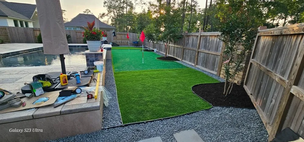 Custom yard cleanup service in Tomball, TX by Rooney Residential Services