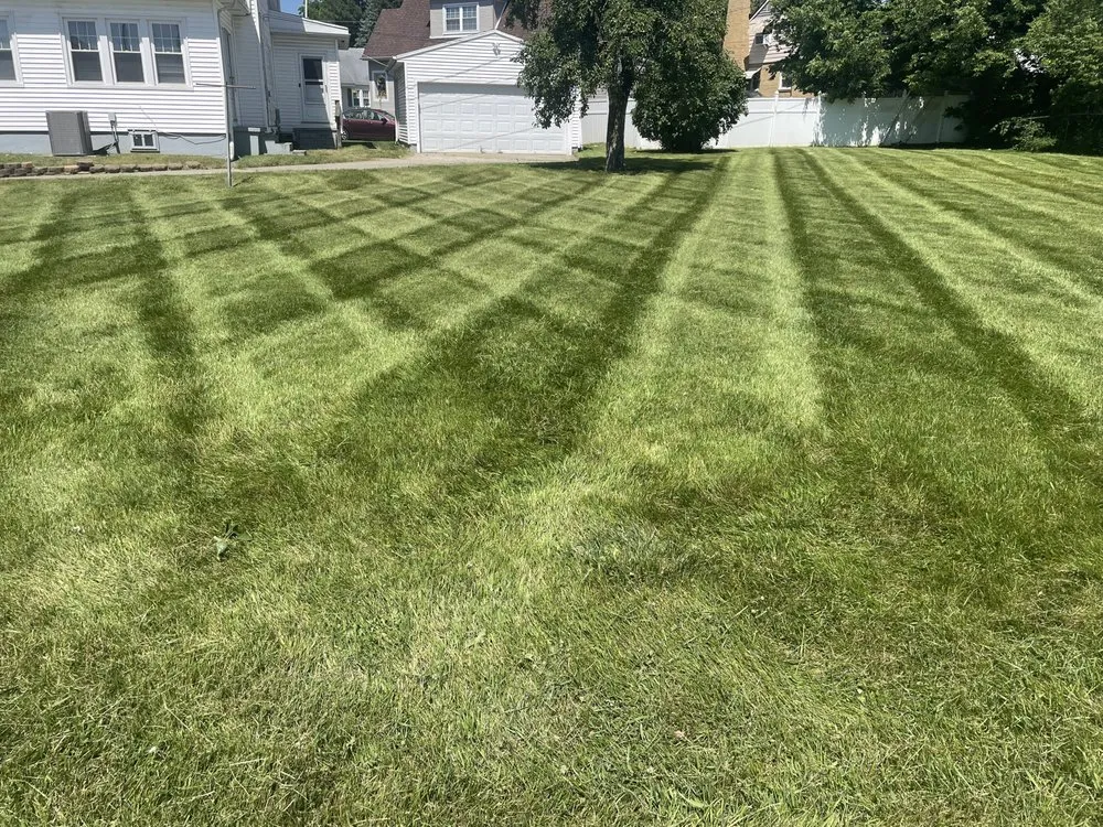 Top-rated landscaping services for residential properties in South Vienna, OH by Rooster Landscaping
