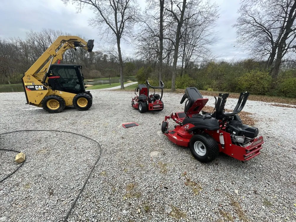 Custom lawn care service experts serving South Vienna, OH - Rooster Landscaping