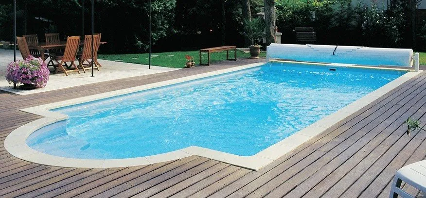 Top-rated residential landscaping for beautiful yards in Ozark, MO by Rooster Outdoor