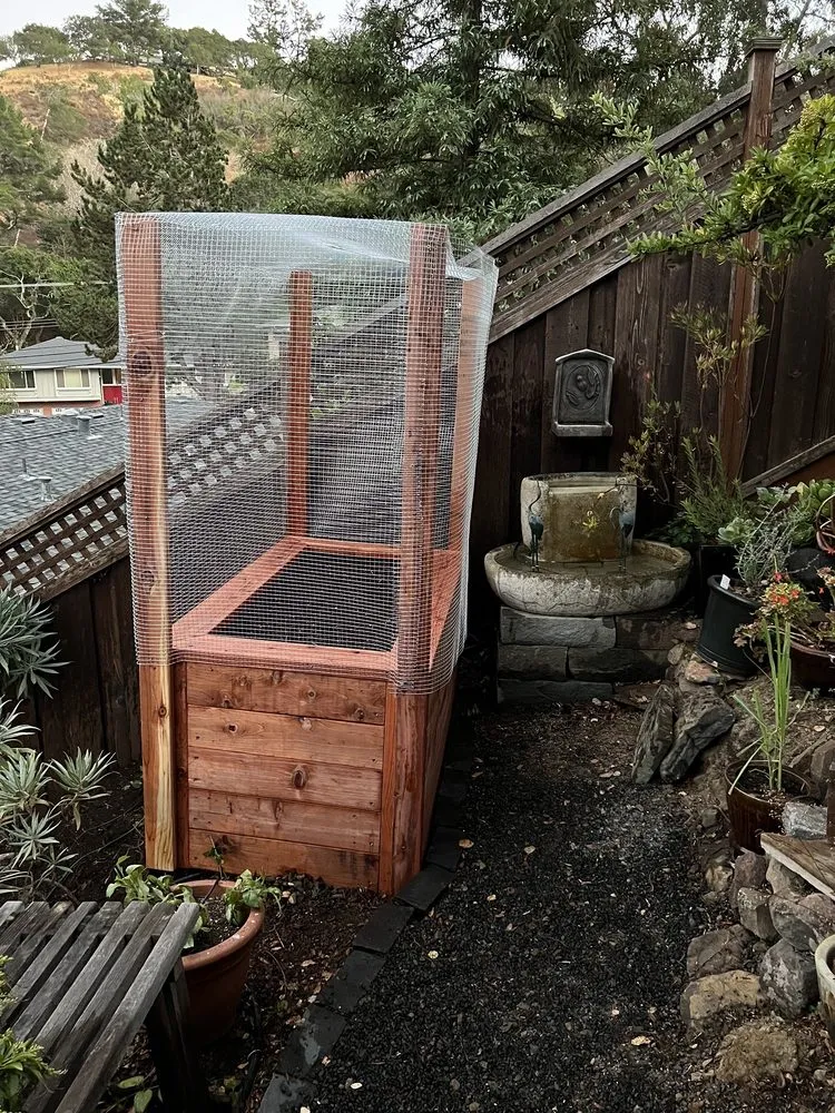 Trusted yard cleanup service with custom design across Menlo Park, CA - Roosters Landscape And Tree Care