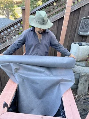 Roosters Landscape And Tree Care Logo