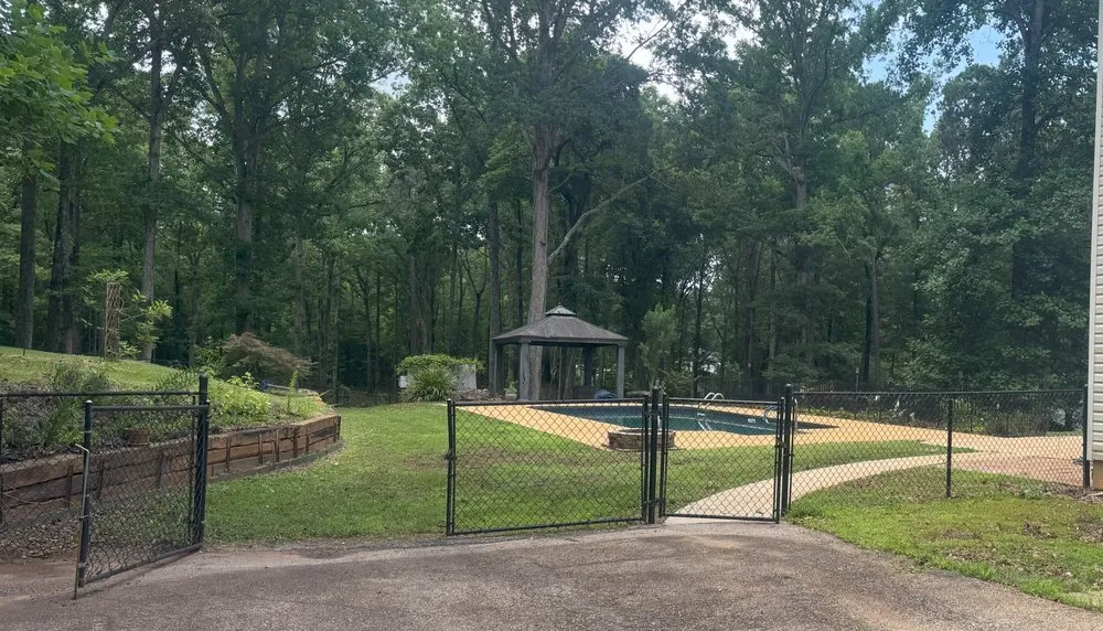 Top-rated lawn care service with custom design across Anniston, AL - Rooster's Landscape Services