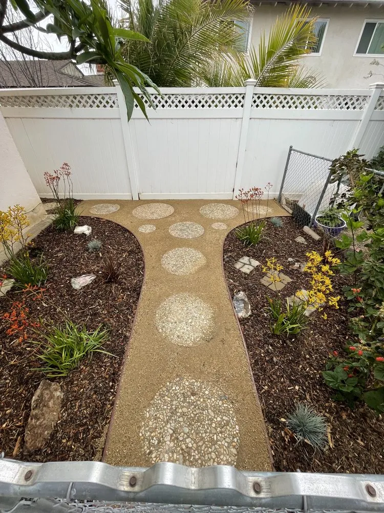 Local lawn mowing service experts serving Torrance, CA - Root & Crown Landscape