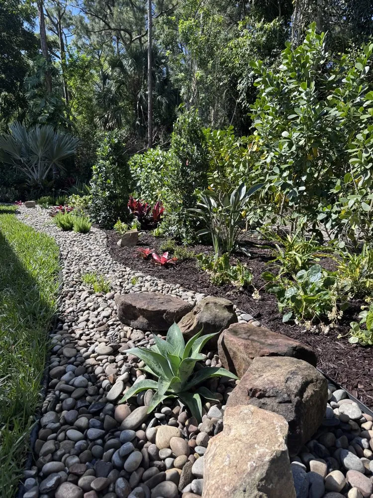 Professional landscaping services experts serving Boynton Beach, FL - Root Wise