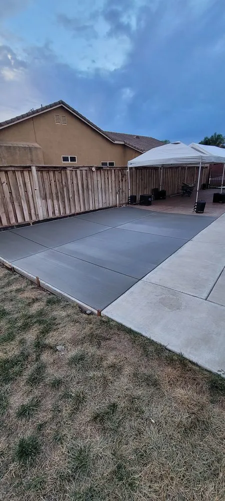 Custom yard cleanup service for homes in Menifee, CA by Root zone Landscape Construction