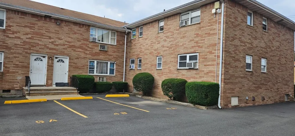 Expert yard maintenance in Hackensack, NJ by Roots Landscaping