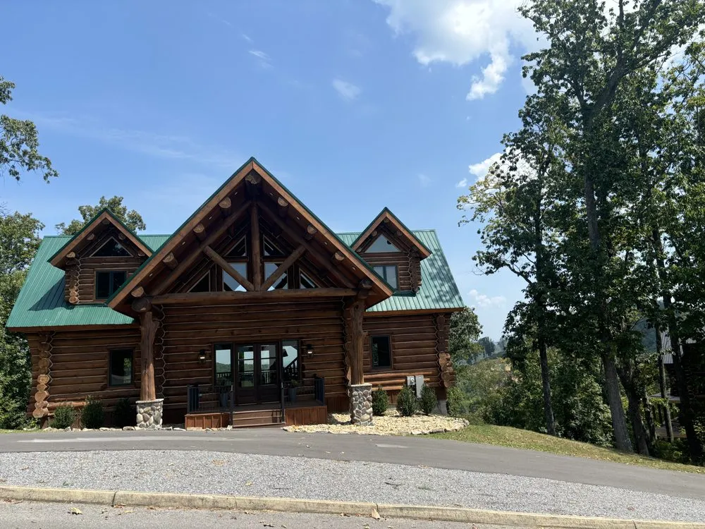 Reliable lawn mowing service in Sevierville, TN by Roots Lawn Service