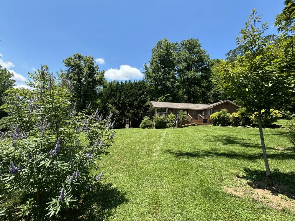 Custom landscape installation in Sevierville, TN - Roots Lawn Service