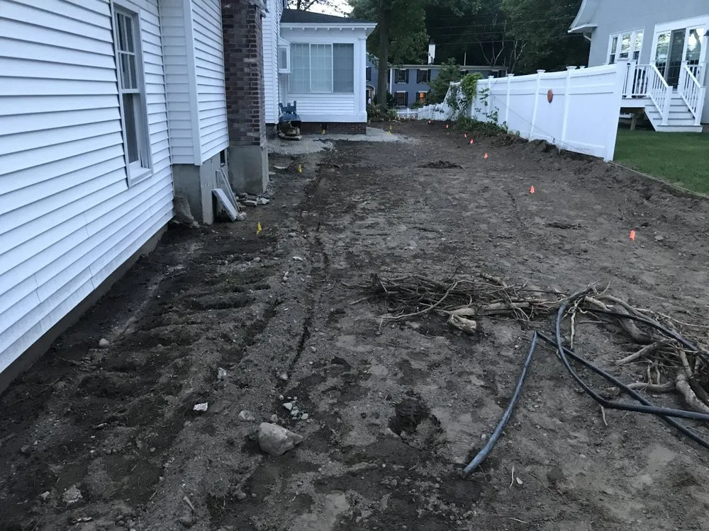 Affordable garden landscaping for beautiful yards across Chelmsford, MA - Roots 'n Shoots