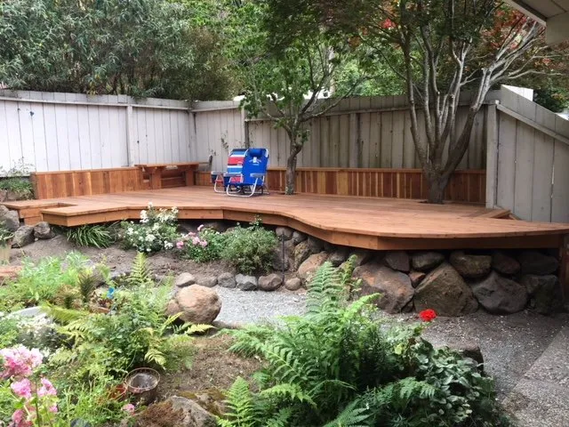 Top-rated lawn mowing service for year-round maintenance across Oakland, CA - Roots 'n Shoots Landscaping