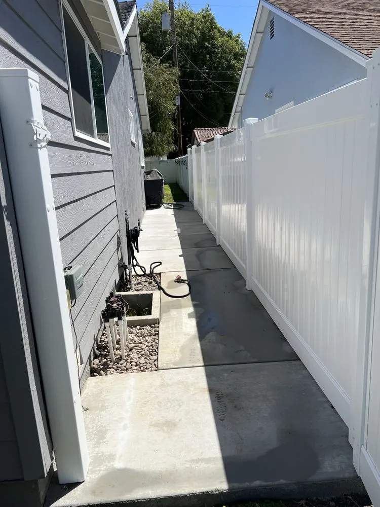 Custom outdoor landscaping experts serving City of Industry, CA - Roque’s Landscaping