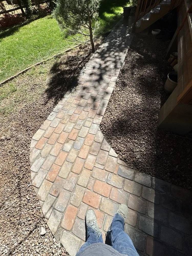 Expert landscaping services for residential properties in Show Low, AZ by Rorro Landscaping Services