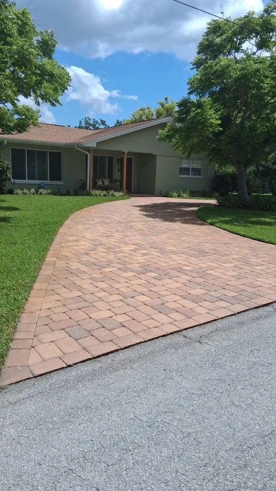 Custom garden landscaping near you across Temple Terrace, FL - Ros & Kako Construction