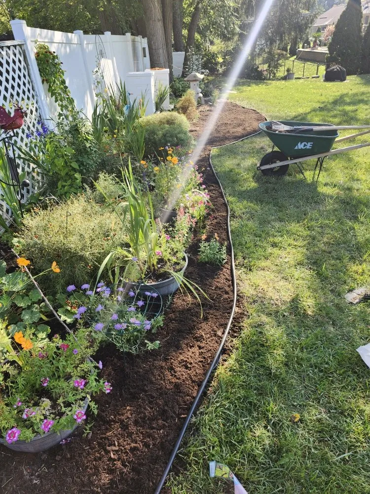 Top-rated lawn mowing service in Greenwood, IN by Ro's Lawn and Landscape