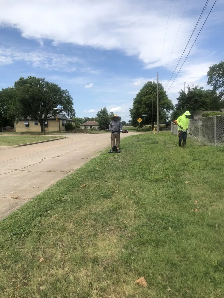 Affordable landscape design experts serving Tulsa, OK - Rosa Mae’s Lawn Care