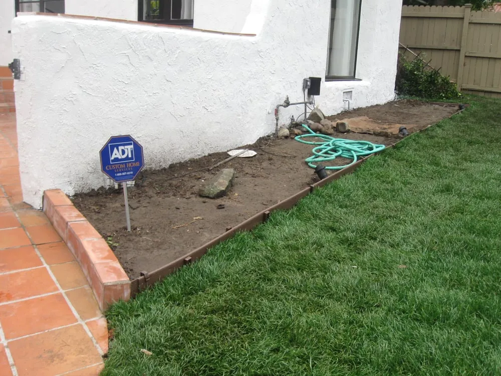 Expert landscaping services for residential properties in Studio City, CA by Rosainz Landscape and Maintenance