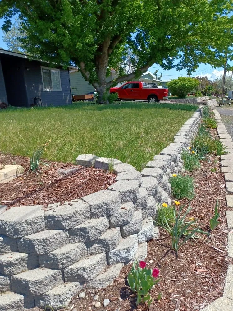 Affordable lawn mowing service in Klamath Falls, OR - Rosales garden &construction