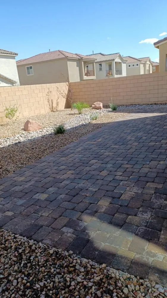 Top-rated yard cleanup service in Las Vegas, NV by Rosales Lawn Services