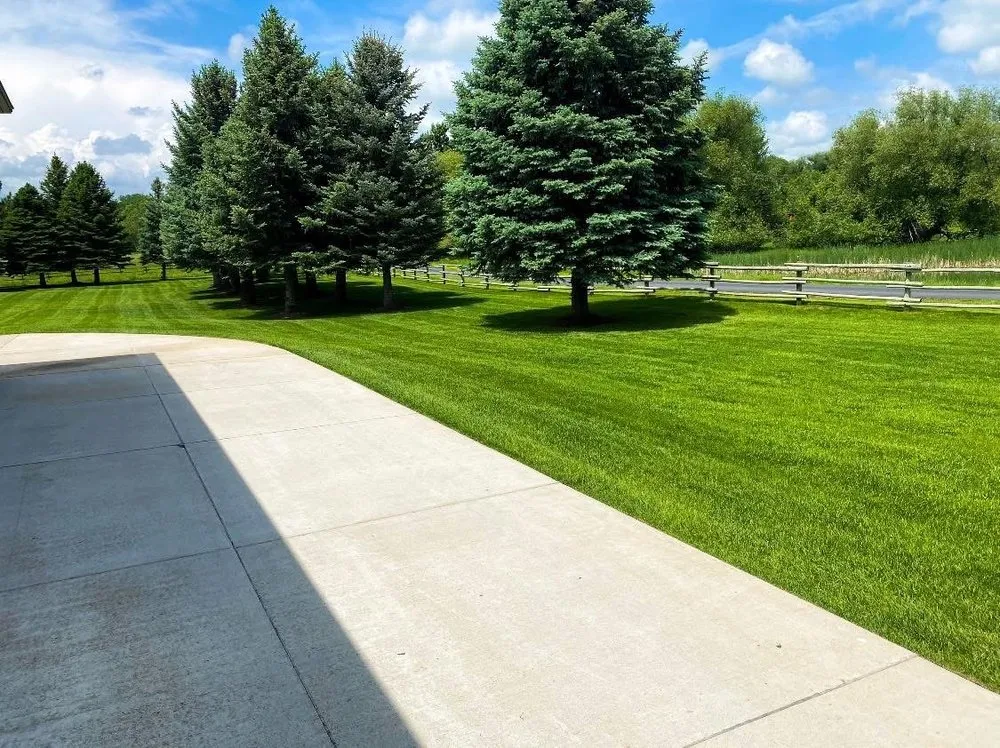Affordable lawn mowing service for beautiful yards across Sheridan, WY - Rosalez Lawn Care