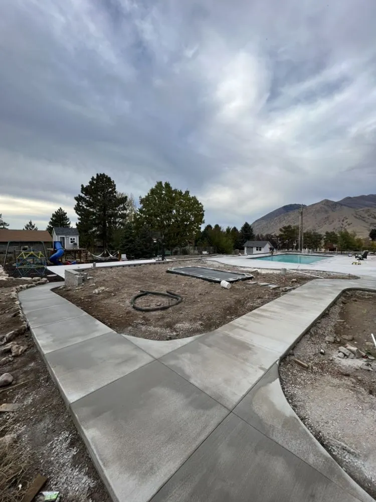 Custom landscaping services for beautiful yards across Orem, UT - Rosas Construction