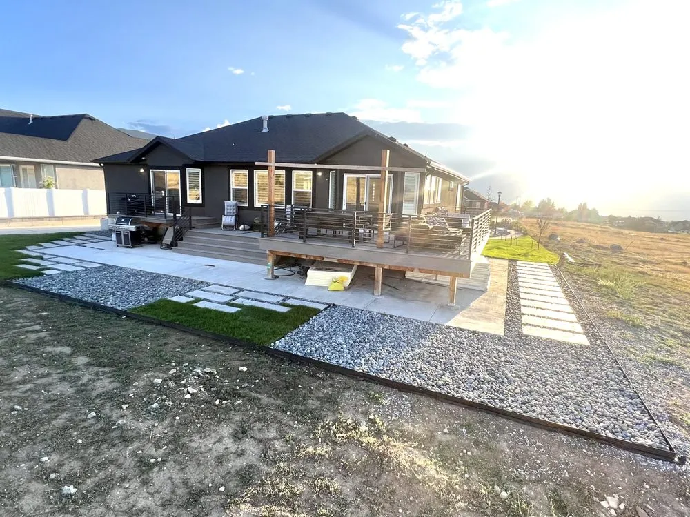 Top-rated lawn mowing service experts serving Orem, UT - Rosas Construction