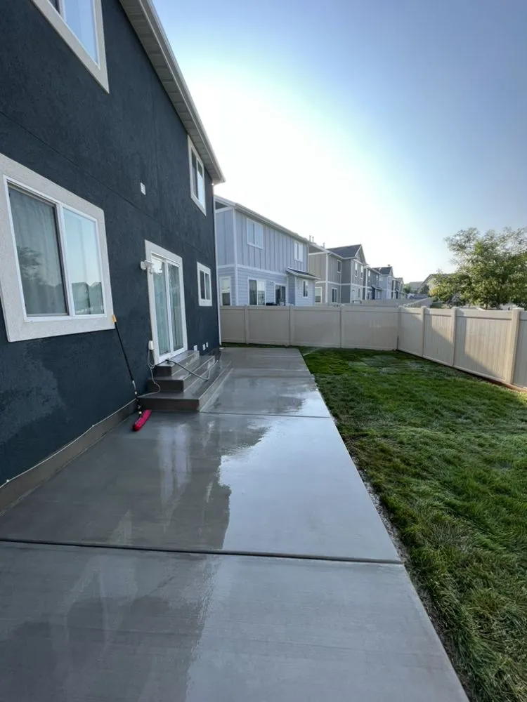 Affordable landscaping services with custom design in Orem, UT by Rosas Construction