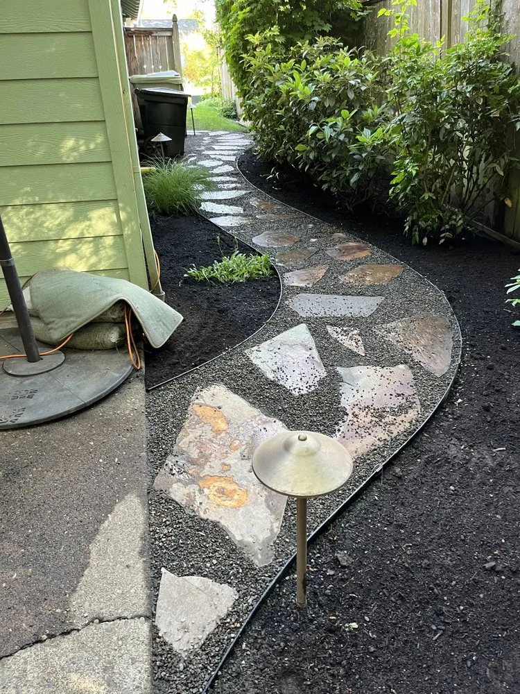 Professional landscaping services in Beaverton, OR by Rosas Hardscape Services