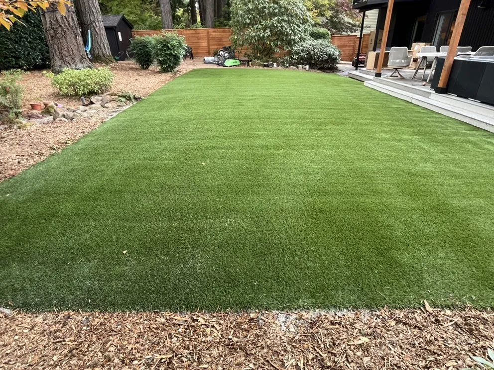 Professional garden landscaping for year-round maintenance in Beaverton, OR by Rosas Hardscape Services