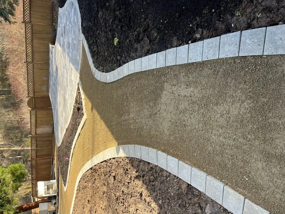 Professional yard maintenance experts serving Beaverton, OR - Rosas Hardscape Services