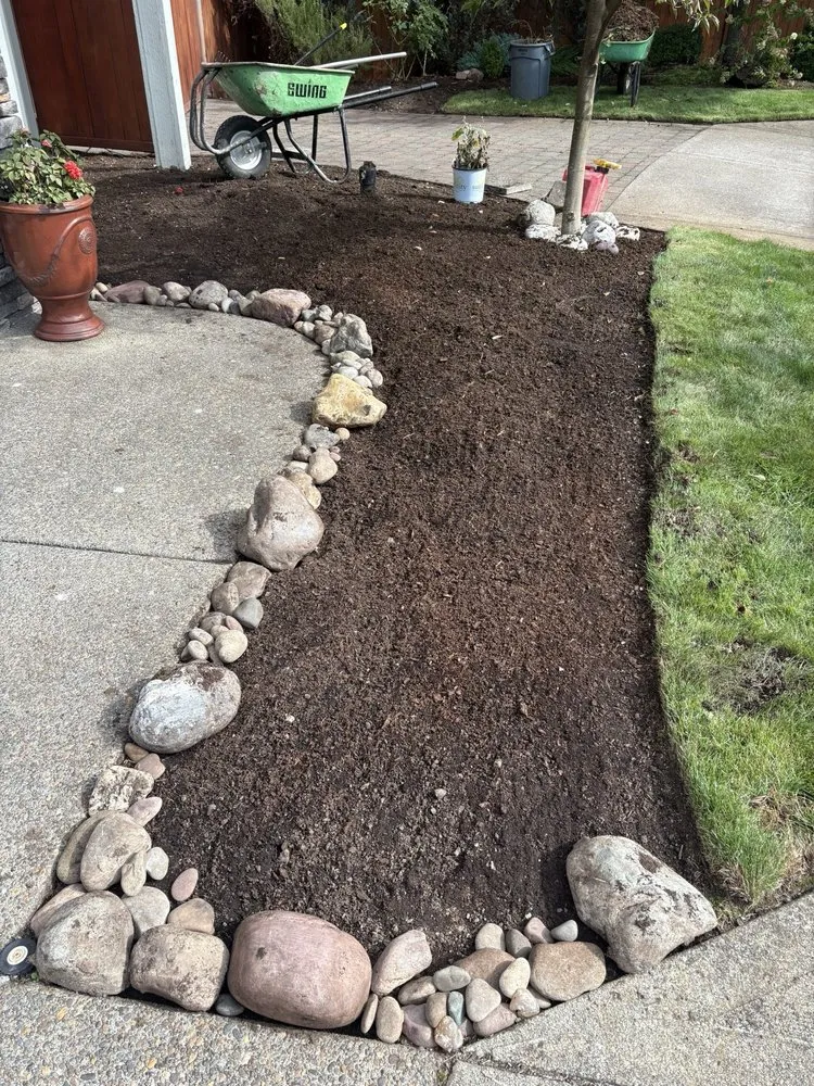 Local garden landscaping near you in Beaverton, OR by Rosas Hardscape Services