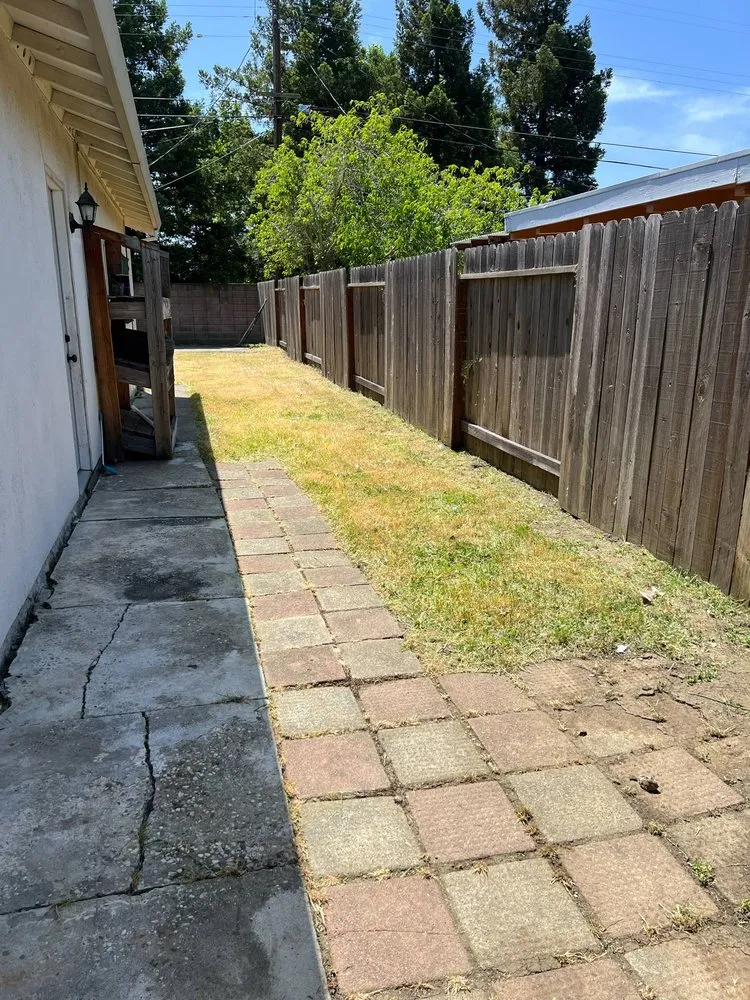 Reliable lawn care service experts serving Vacaville, CA - Rosas Landscape