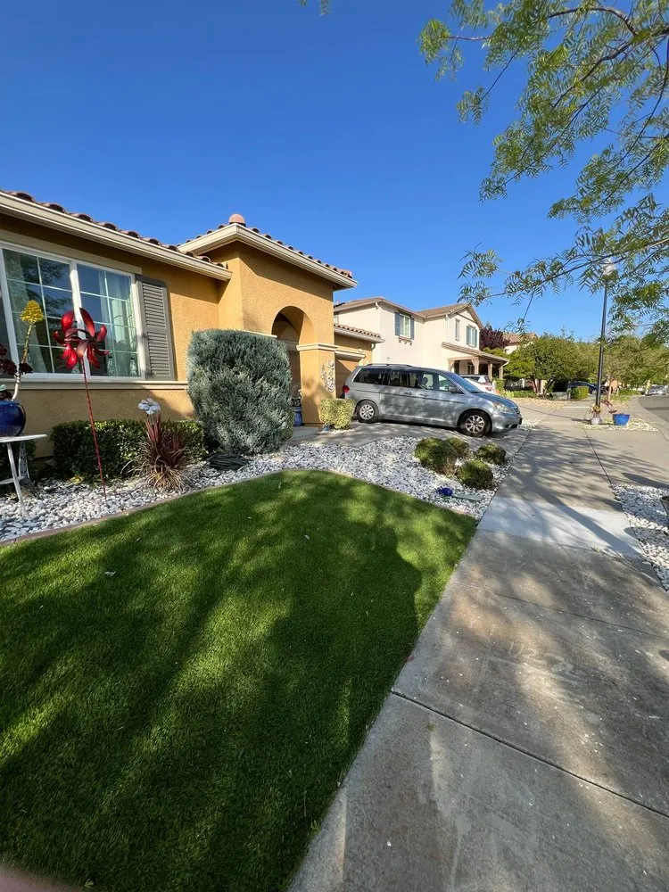 Custom landscape design in Vacaville, CA - Rosas Landscape