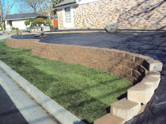 Local lawn care service for residential properties in Concord, CA by Rosas Landscaping
