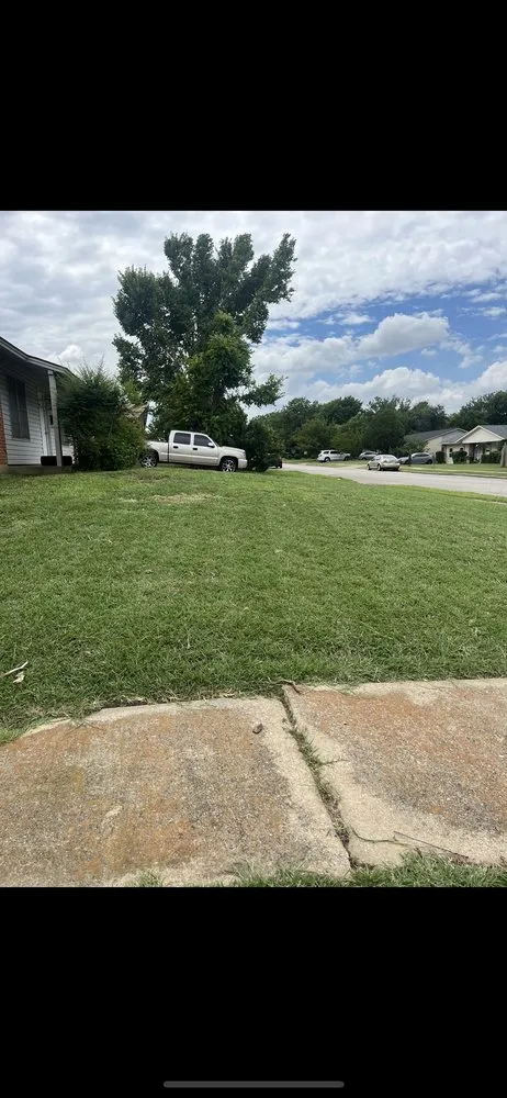 Affordable residential landscaping in Farmers Branch, TX - Rosas Lawn Care