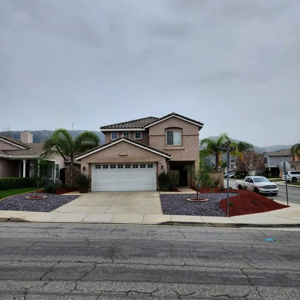 Local outdoor landscaping experts serving North Hollywood, CA - Roscoe Nursery Wholesale Growers