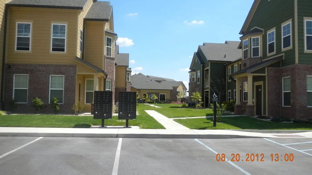 Top-rated yard cleanup service in Terre Haute, IN - Rose Hill Landscaping