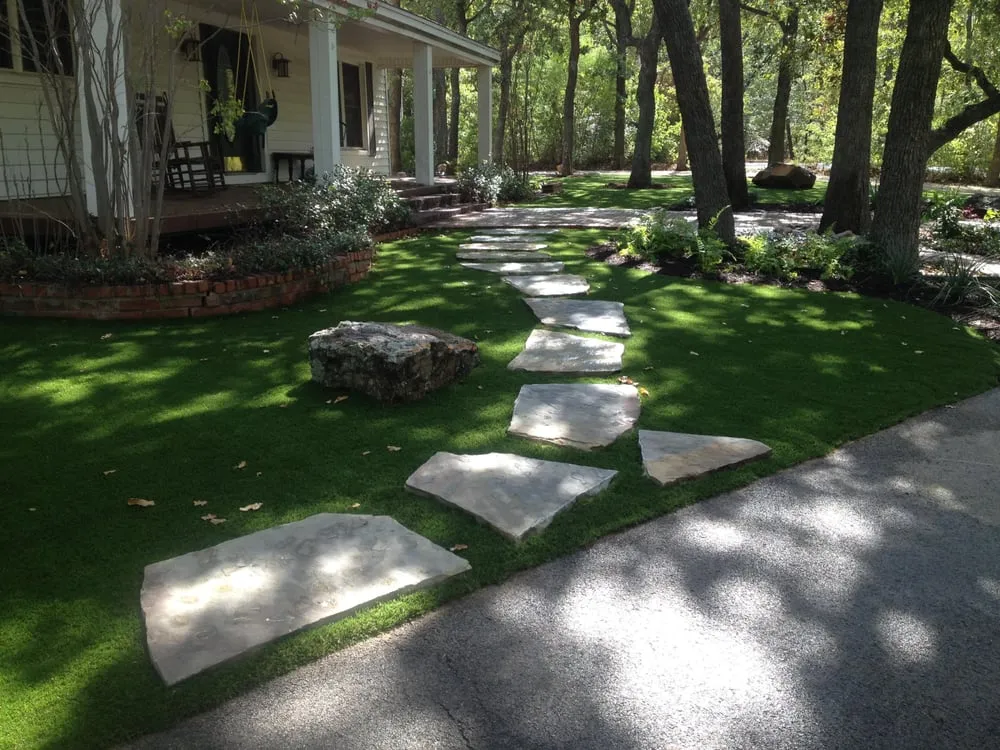 Expert landscaping services in Lewisville, TX by Rose Landscapes