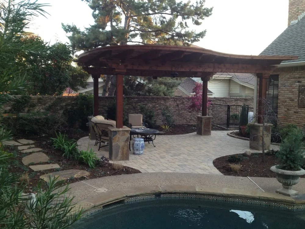 Professional residential landscaping in Lewisville, TX by Rose Landscapes