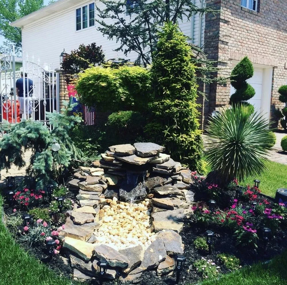 Custom garden landscaping for homes in Staten Island, NY by Rose Landscaping