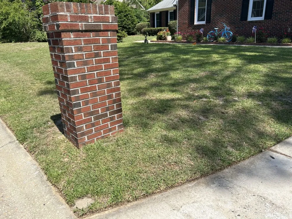 Affordable residential landscaping in Fayetteville, NC - Rose Lawn Maintenance