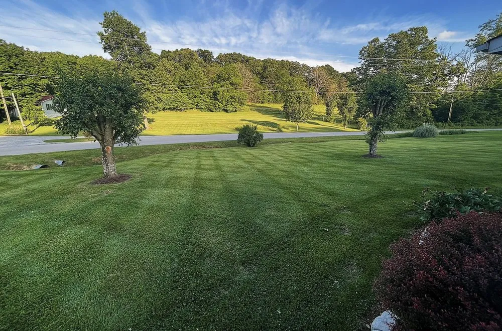 Trusted garden landscaping for homes in Jonesborough, TN by Rose Lawncare and Landscaping