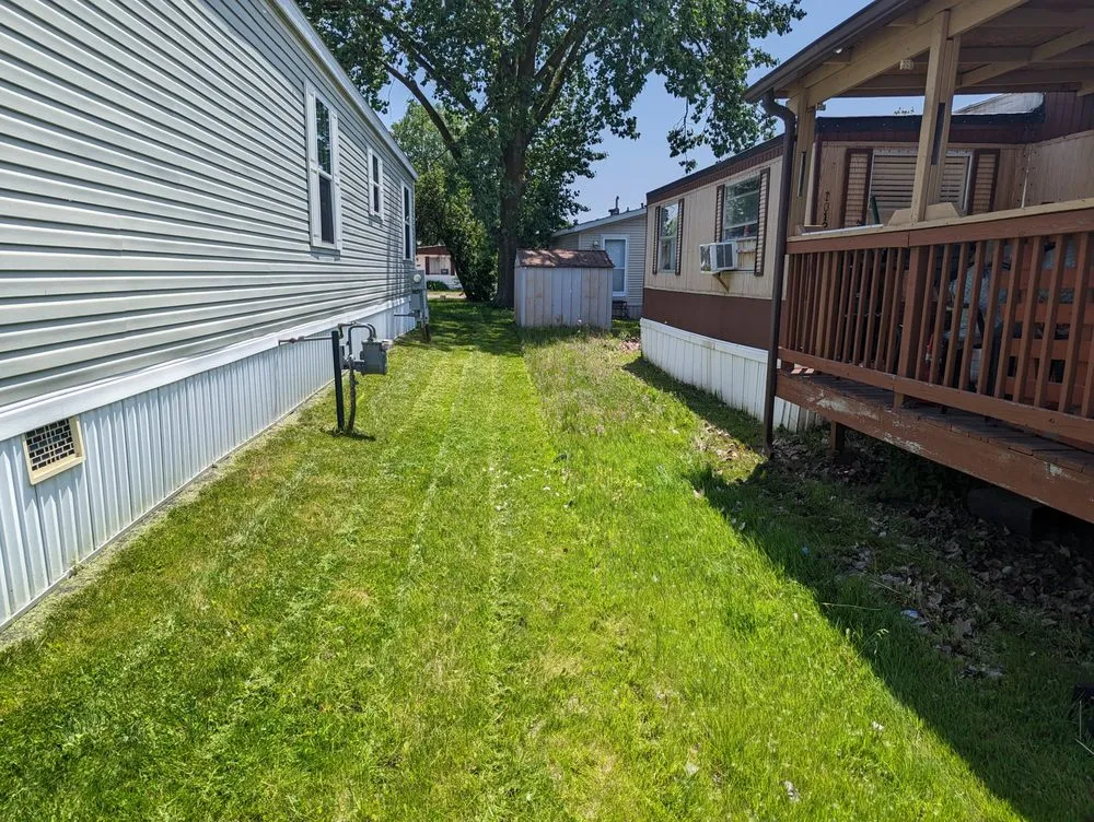Local yard maintenance in Canton, MI - Rose Property Maintenance