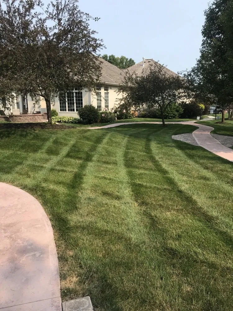 Professional lawn mowing service experts serving Gretna, NE - Rose Turf and Grounds