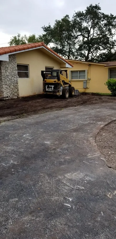 Top-rated residential landscaping for homes in Miami, FL by Rose Valley Landscaping