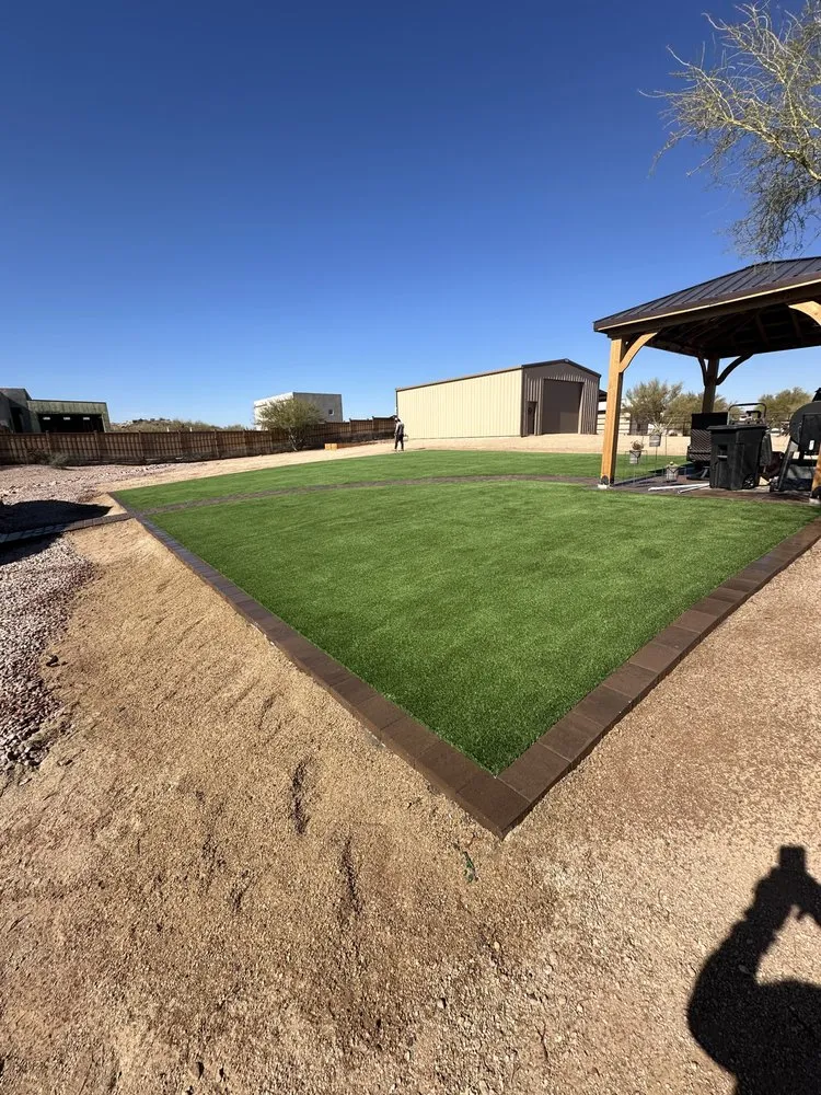 Custom residential landscaping experts serving Phoenix, AZ - Rosecape & Maintenance