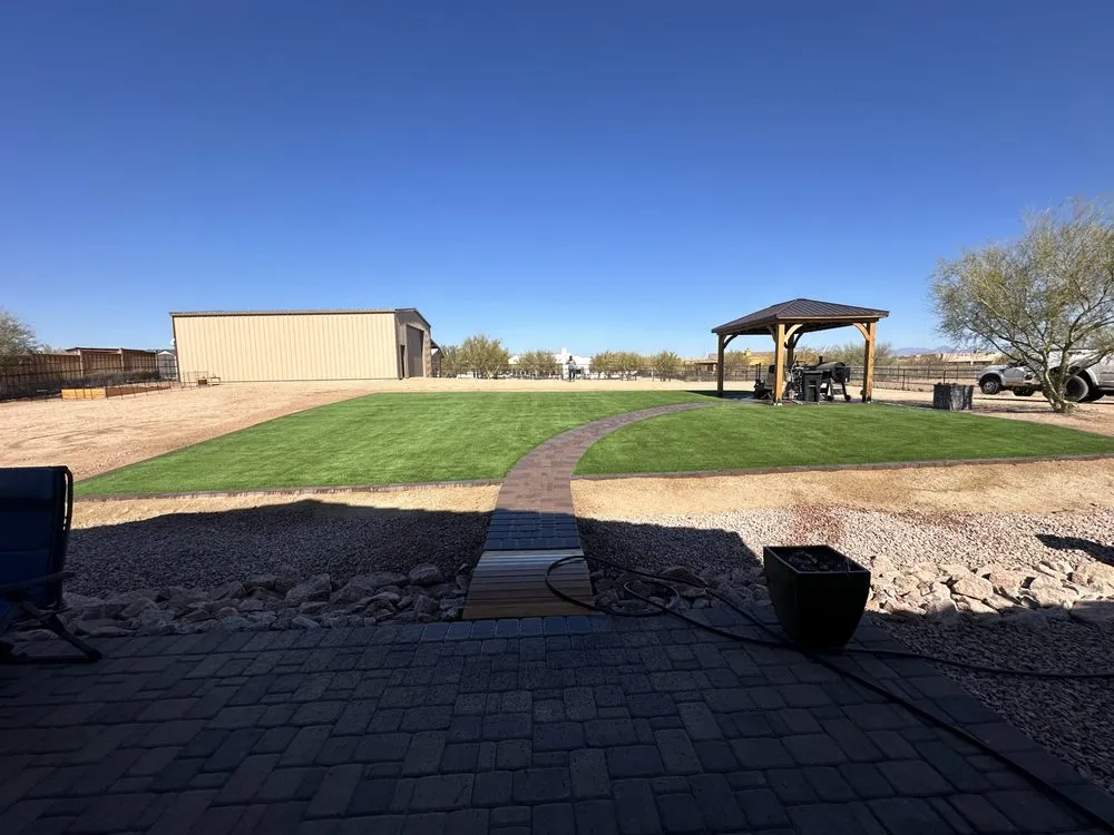 Professional outdoor landscaping experts serving Phoenix, AZ - Rosecape & Maintenance