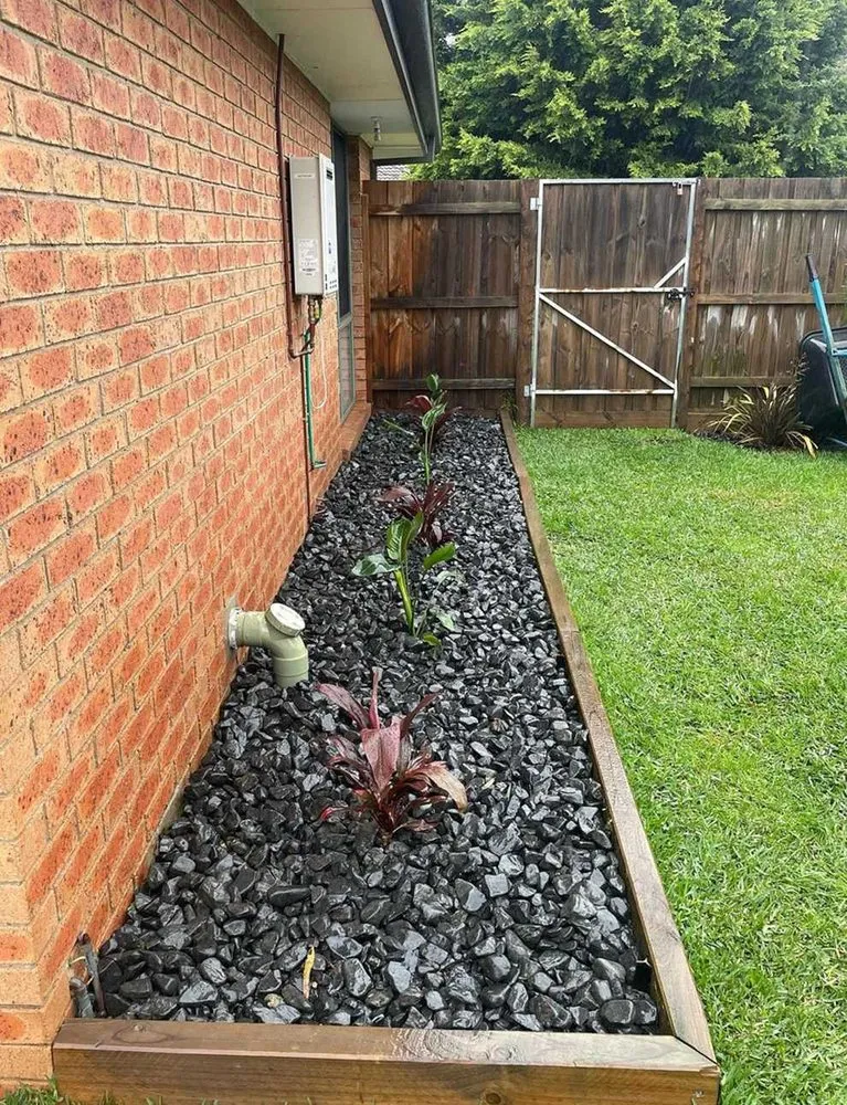 Local lawn care service near you in Austin, TX by Rosedale Lawn Services