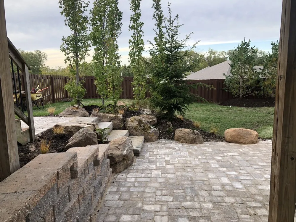 Reliable yard maintenance for residential properties across Kansas City, MO - Rosehill Gardens