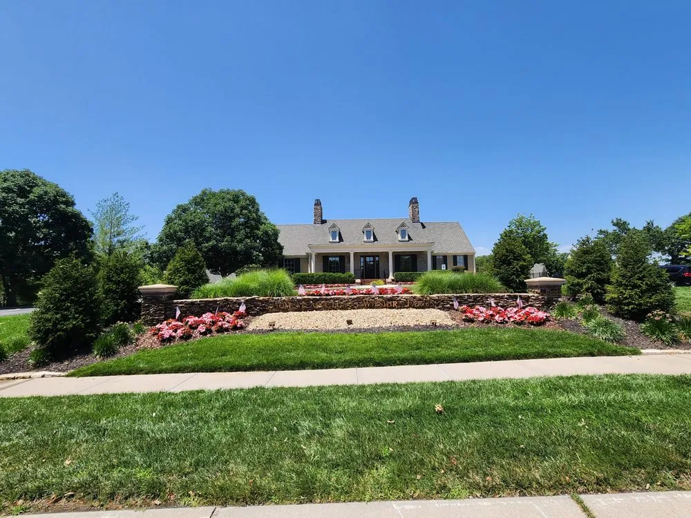 Reliable residential landscaping experts serving Kansas City, MO - Rosehill Gardens